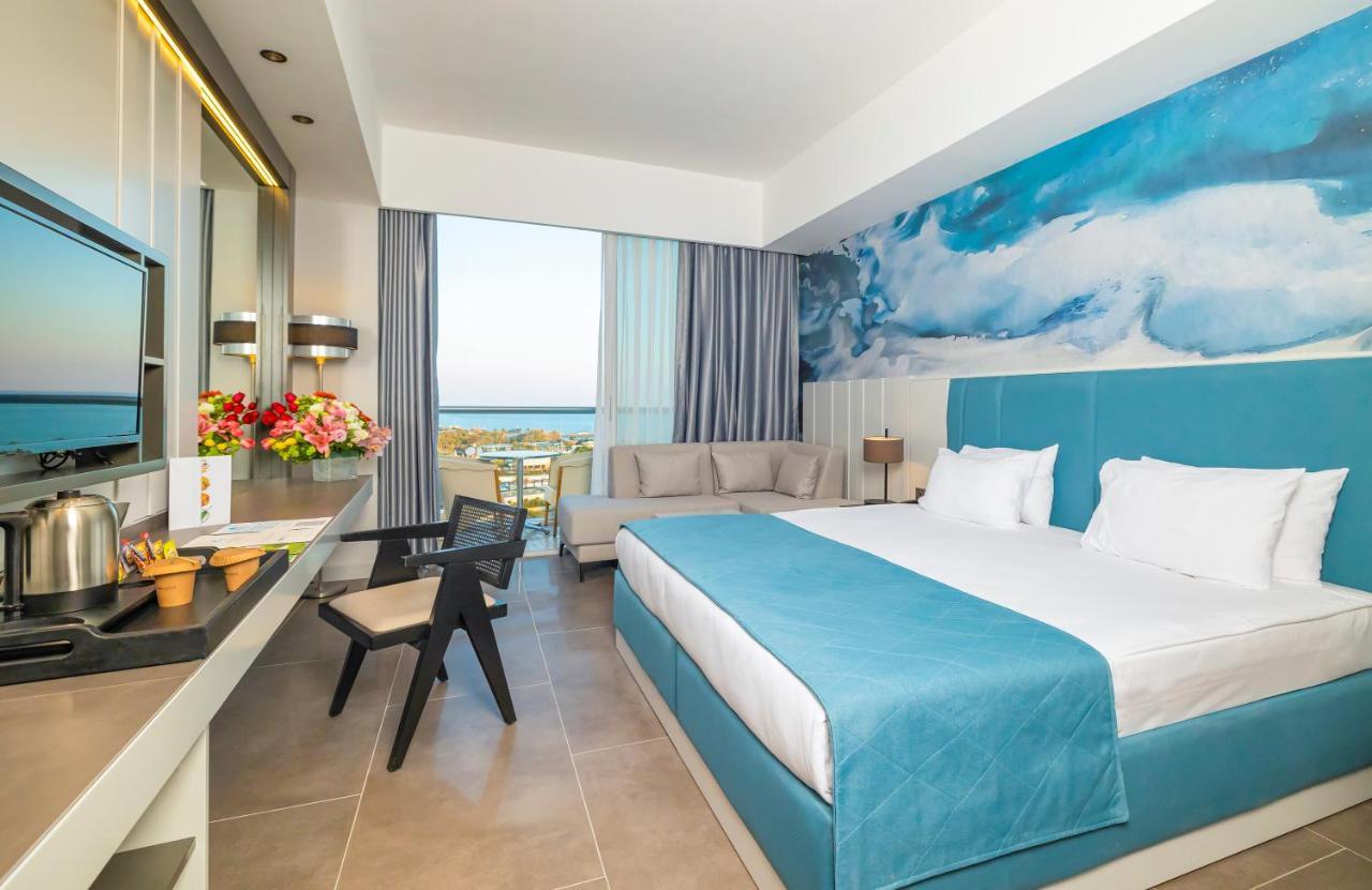 Crystal Centro Resort - Ultimate All Inclusive 안탈리아 외부 사진