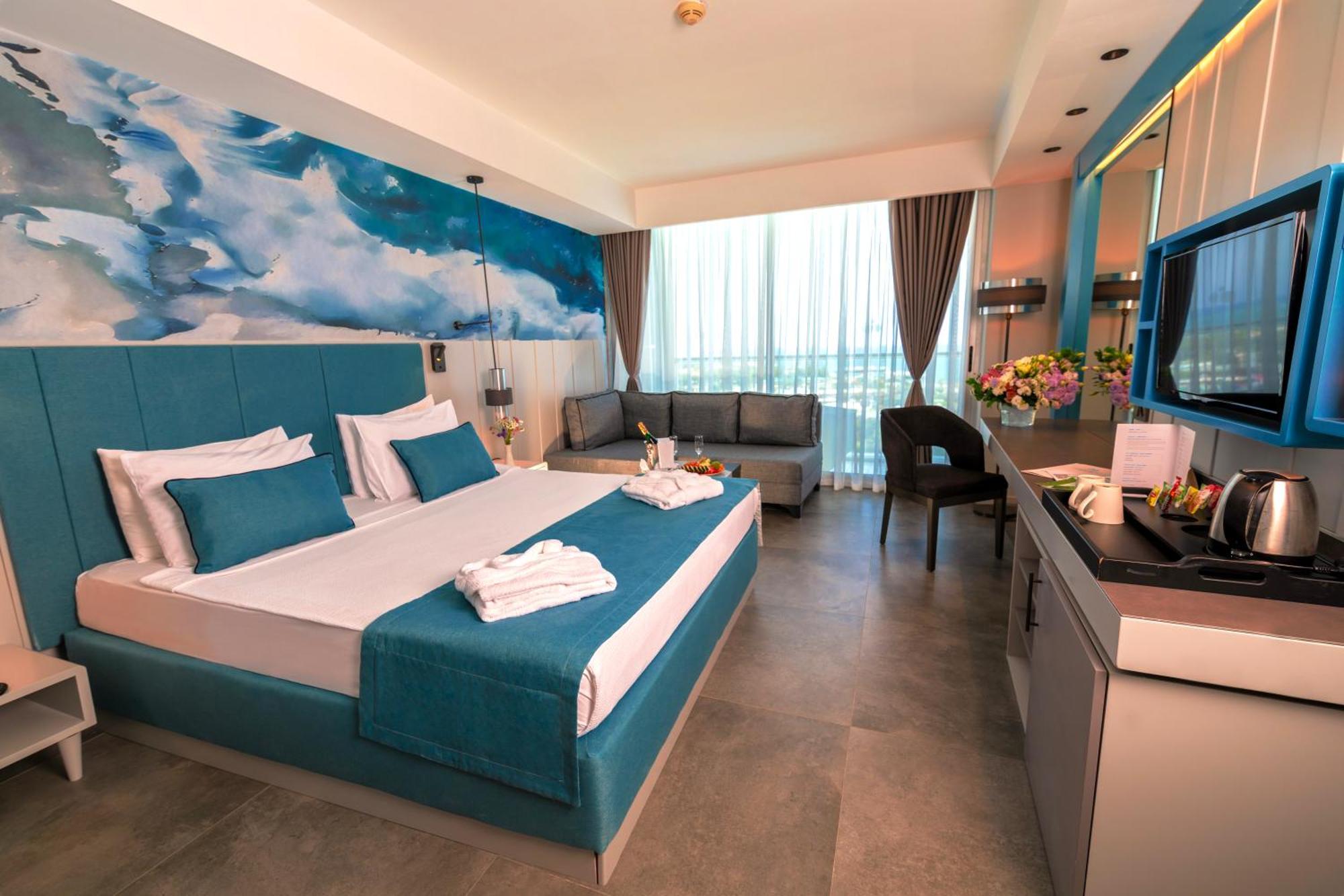 Crystal Centro Resort - Ultimate All Inclusive 안탈리아 외부 사진