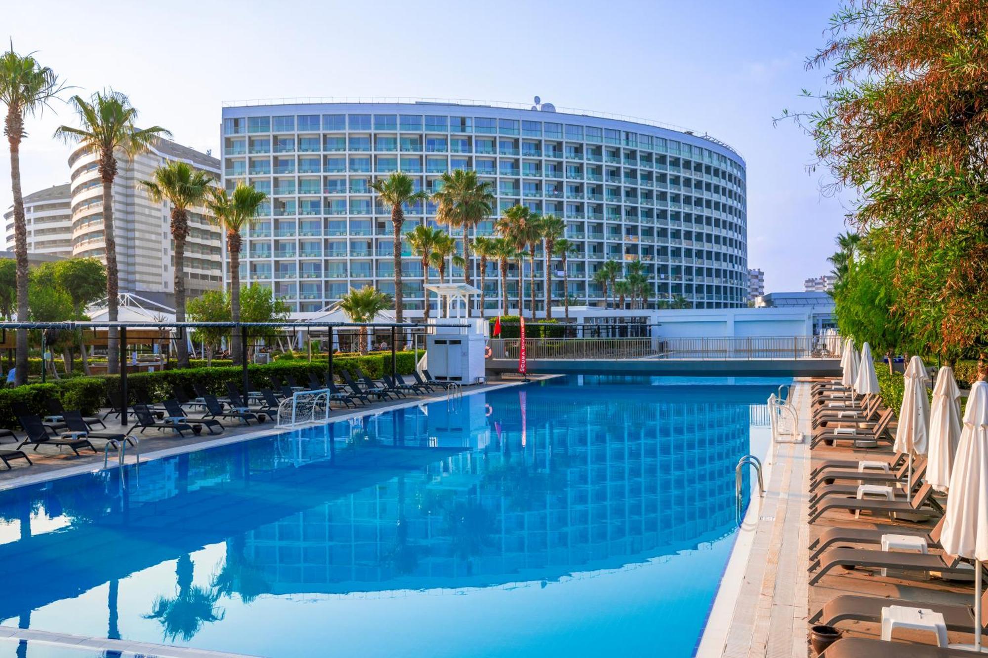 Crystal Centro Resort - Ultimate All Inclusive 안탈리아 외부 사진