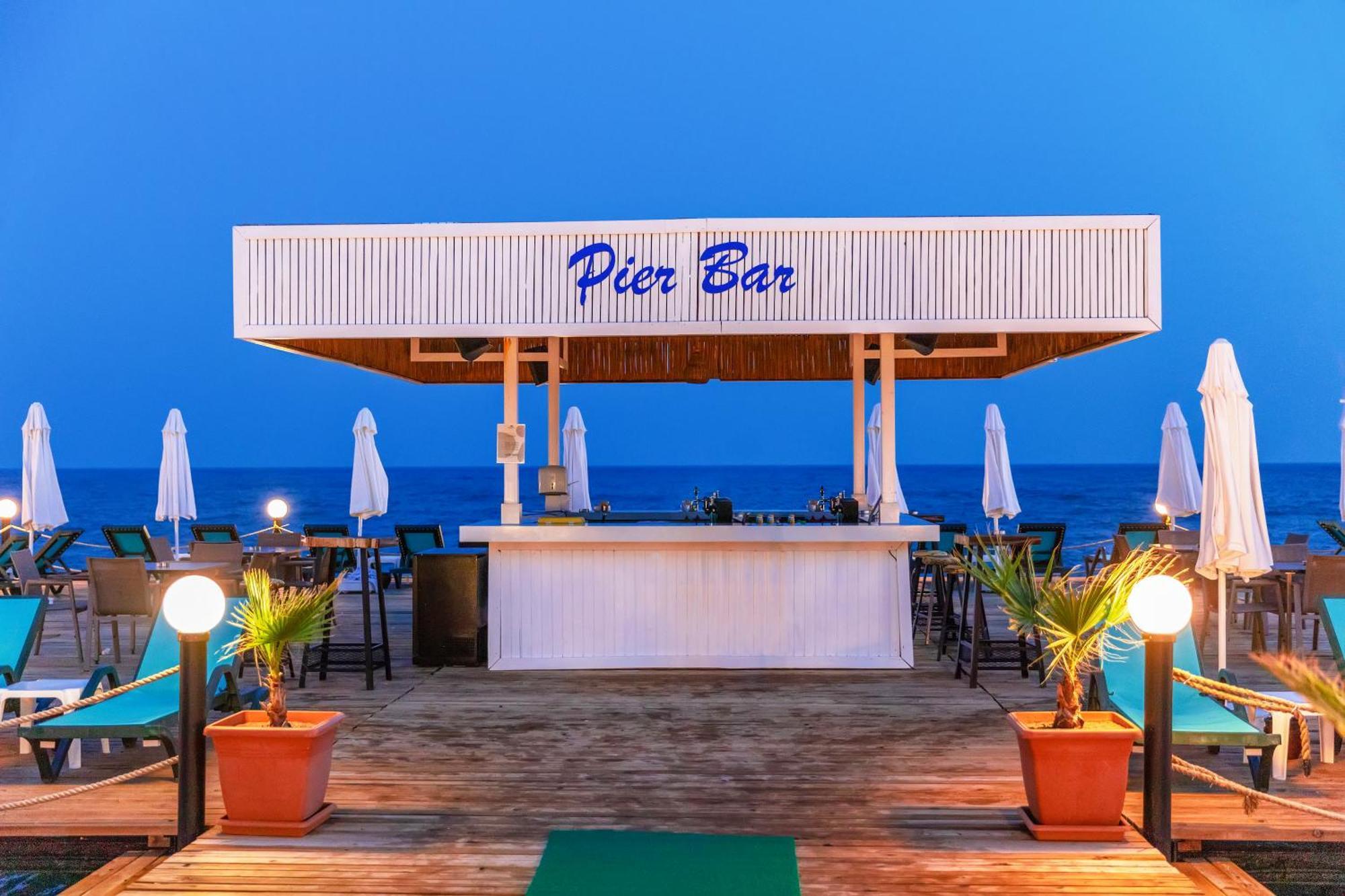 Crystal Centro Resort - Ultimate All Inclusive 안탈리아 외부 사진